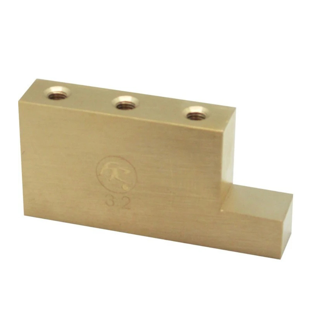 Untitled-design-2024-11-05T231530.595.png Fat Brass L Shaped Tremolo Block - Image 1